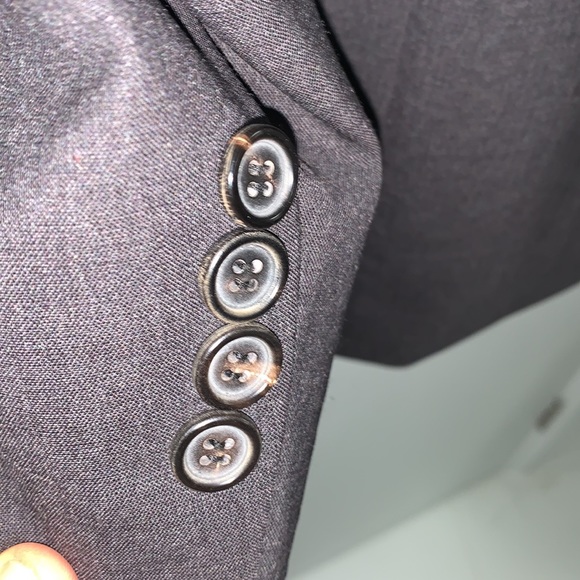 Hugo Boss Stretch Sports Jacket Size 40 US, 50 EU. 3 Button Closure. 96% Wool - Picture 6 of 10